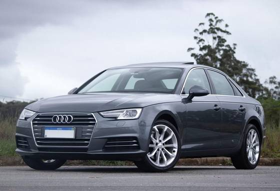 AUDI A4 2018
