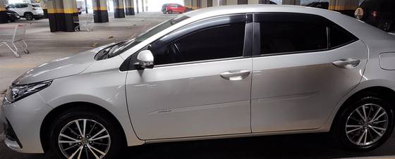 TOYOTA COROLLA 2018