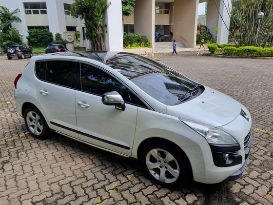 PEUGEOT 3008 2014