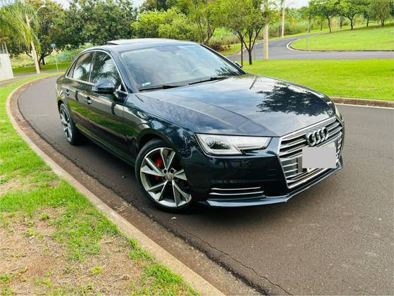 AUDI A4 2018