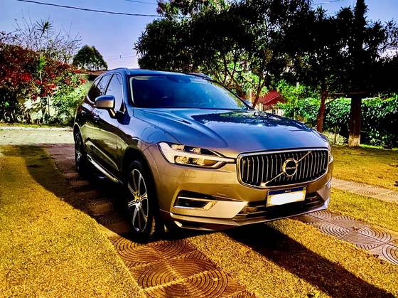 VOLVO XC60 2020