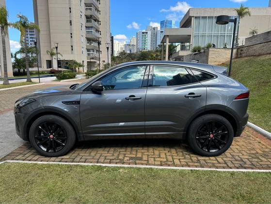 JAGUAR E-PACE 2020
