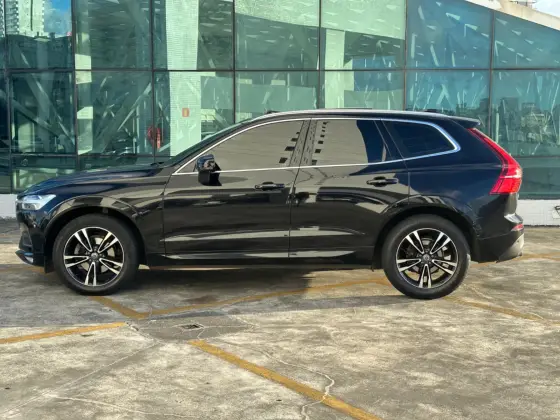 VOLVO XC60 2020