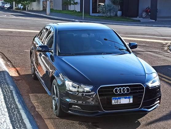 AUDI A4 2016