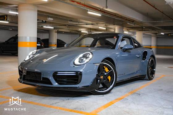 PORSCHE 911 2017