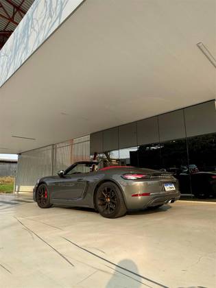 PORSCHE 718 2021