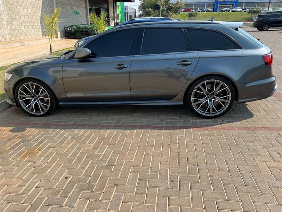 AUDI RS6 2018