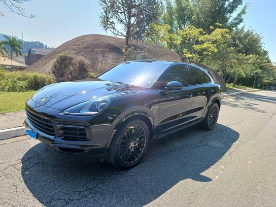 PORSCHE CAYENNE 2021