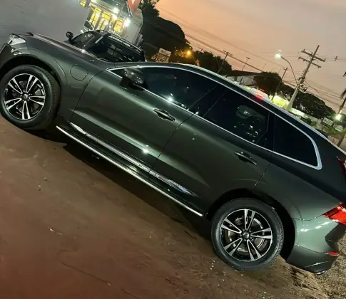 VOLVO XC60 2021