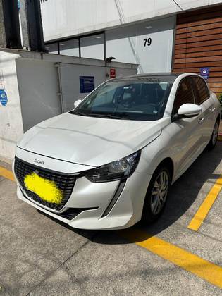 PEUGEOT 208 2021