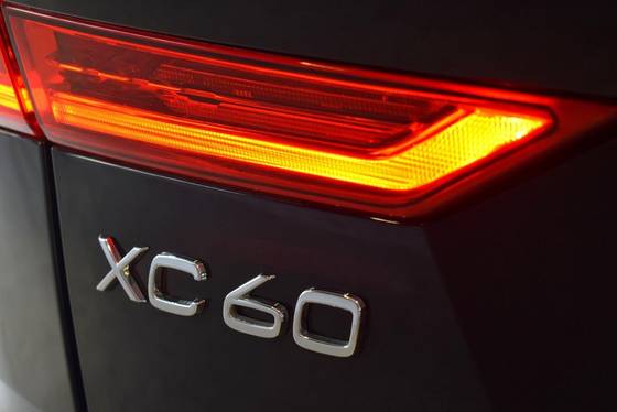 VOLVO XC60 2020