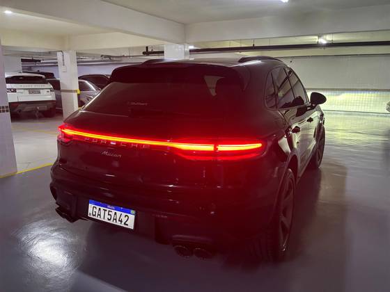PORSCHE MACAN 2022