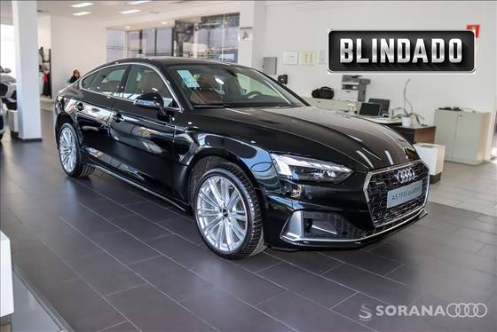 AUDI A5 2024