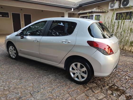 PEUGEOT 308 2018