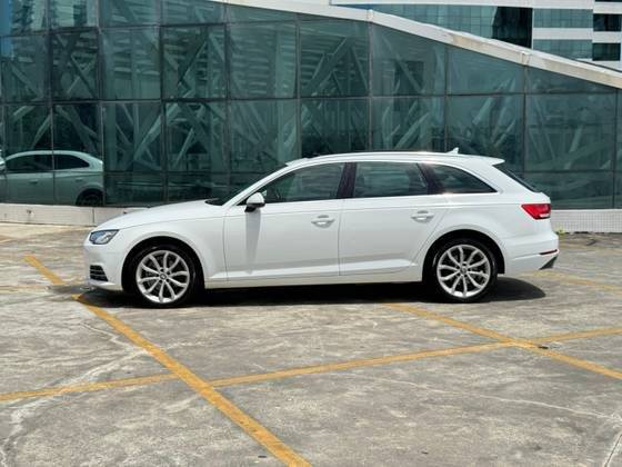 AUDI A4 2018