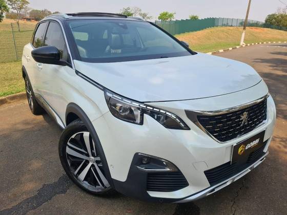 PEUGEOT 3008 2020