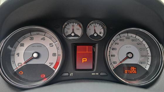 PEUGEOT 308 2018