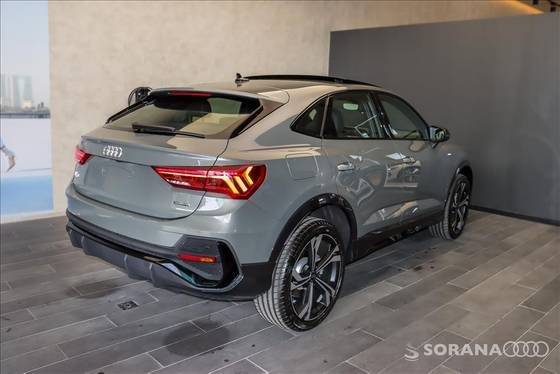 AUDI Q3 2024