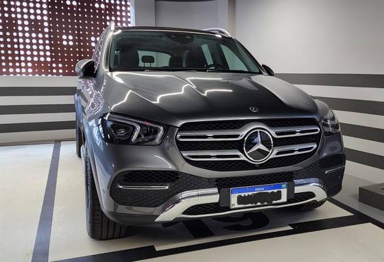 MERCEDES-BENZ GLE 400d 2021