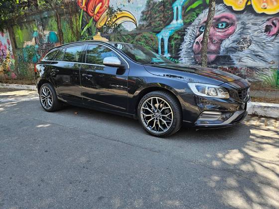 VOLVO V60 2014