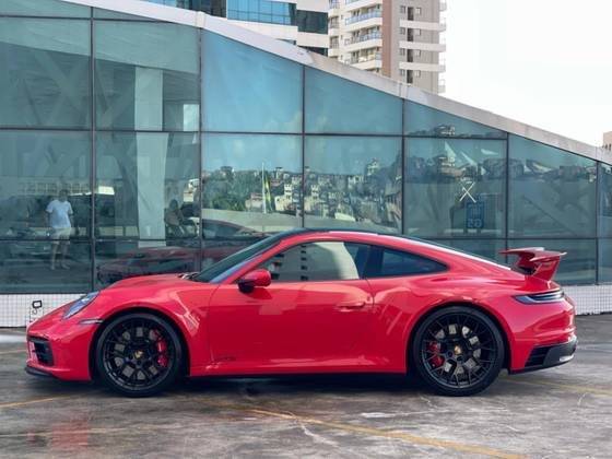 PORSCHE 911 2024
