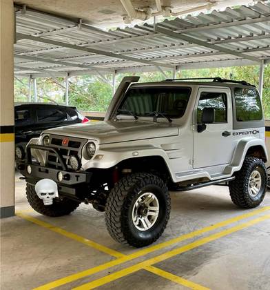 TROLLER T4 2013