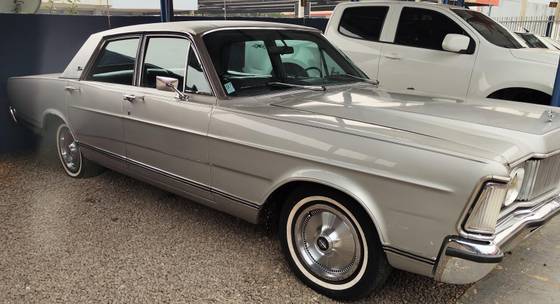 FORD GALAXIE 1976