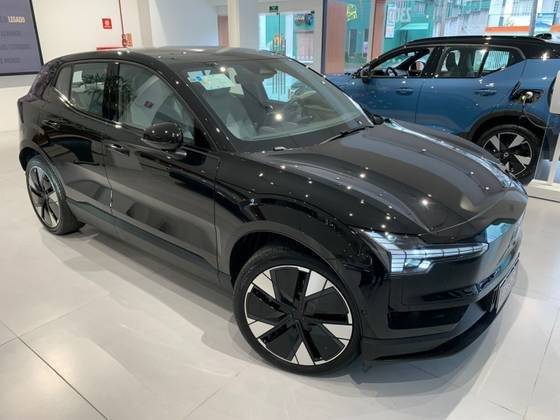 VOLVO EX30 2024