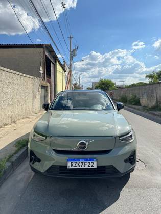 VOLVO C40 2022