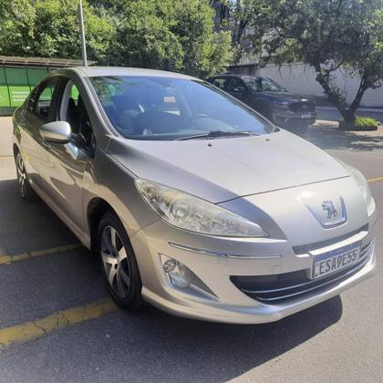 PEUGEOT 408 2012