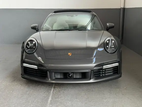 PORSCHE 911 2023
