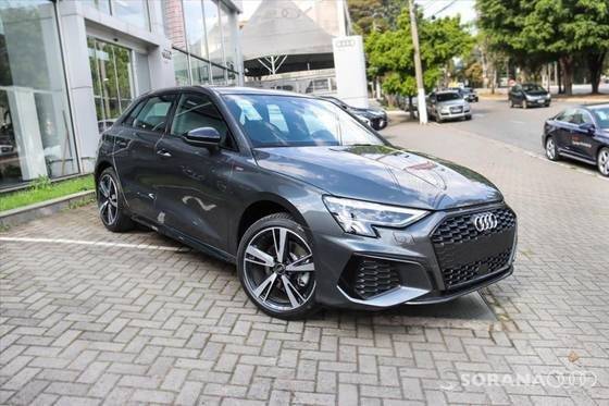 AUDI A3 2024