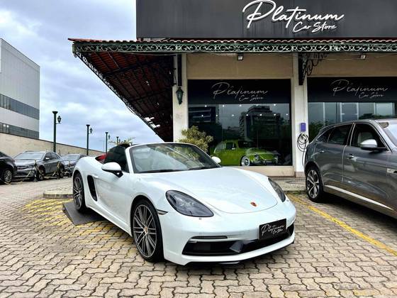 PORSCHE 718 2023