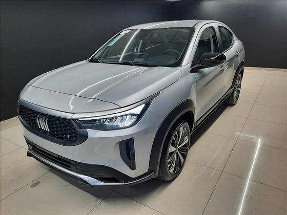 FIAT FASTBACK 2025