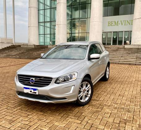 VOLVO XC60 2015