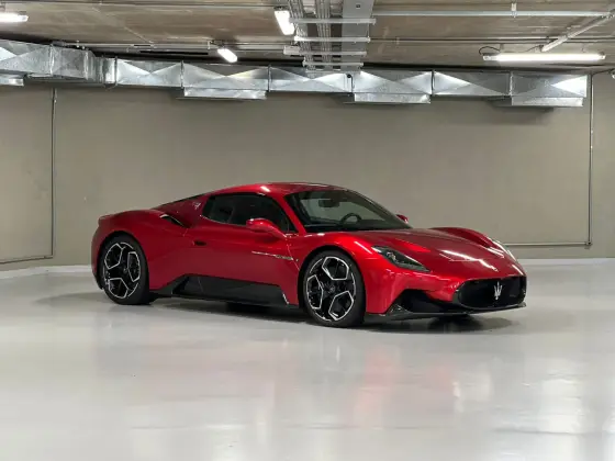 MASERATI MC20 2023