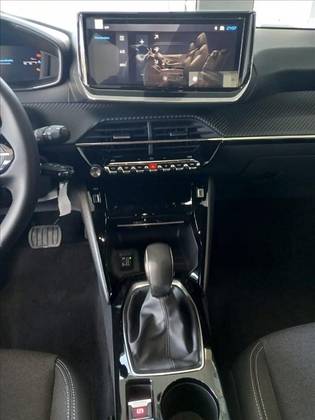 PEUGEOT 2008 2025