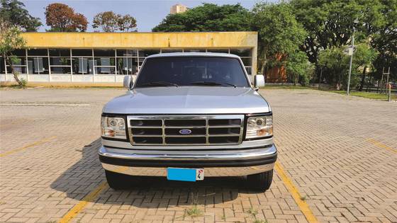 FORD F-1000 1997