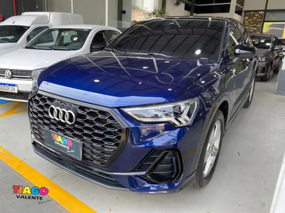 AUDI Q3 2023