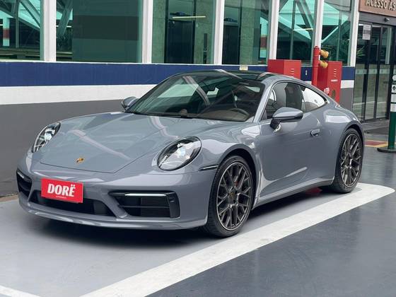 PORSCHE 911 2023