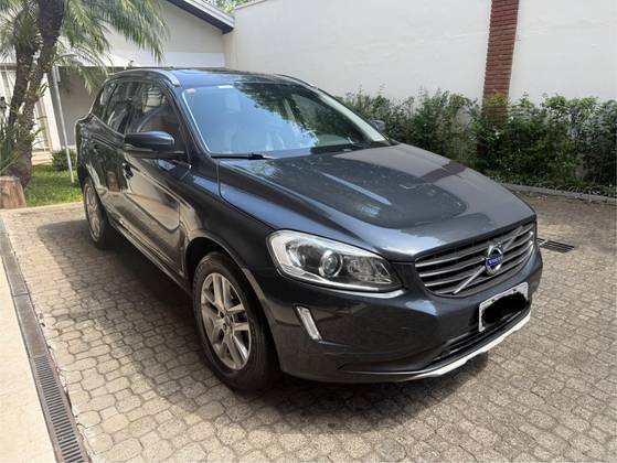 VOLVO XC60 2017