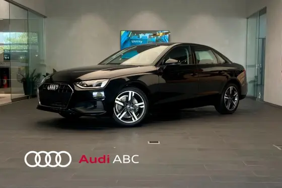AUDI A4 2024