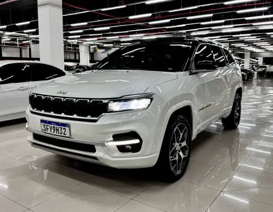 JEEP COMMANDER 2023