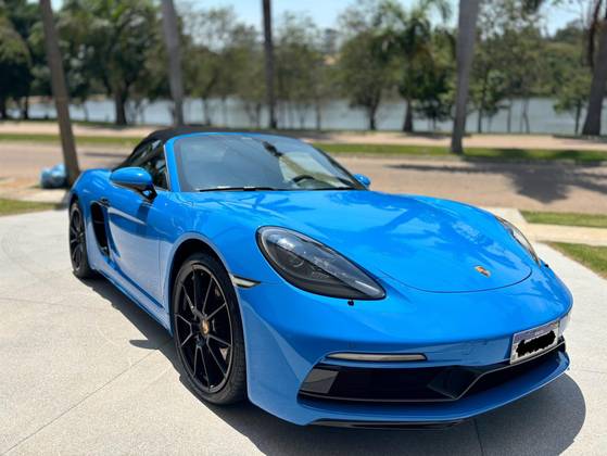 PORSCHE 718 2023