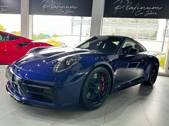 PORSCHE 911 2023