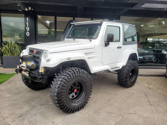 TROLLER T4 2010
