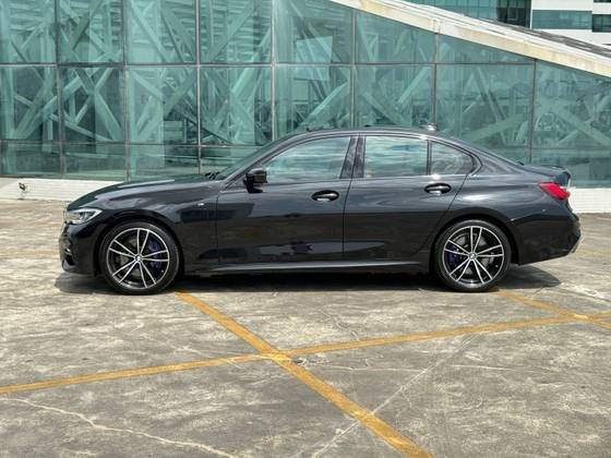 BMW 330e 2021