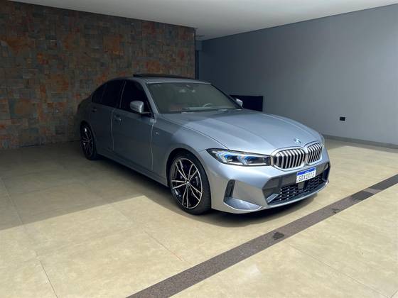 BMW 320i 2023