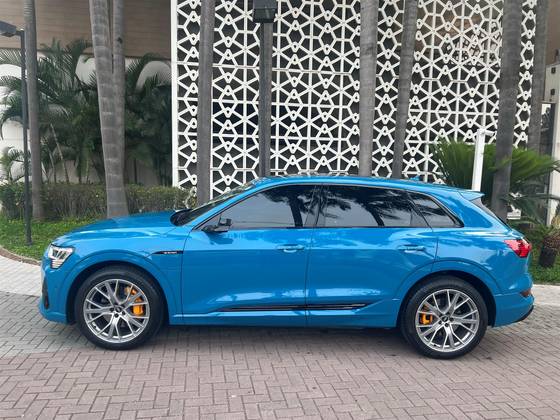 AUDI E-TRON 2020