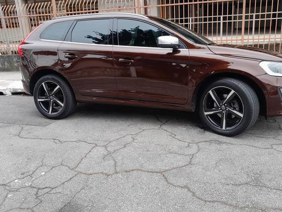 VOLVO XC60 2015